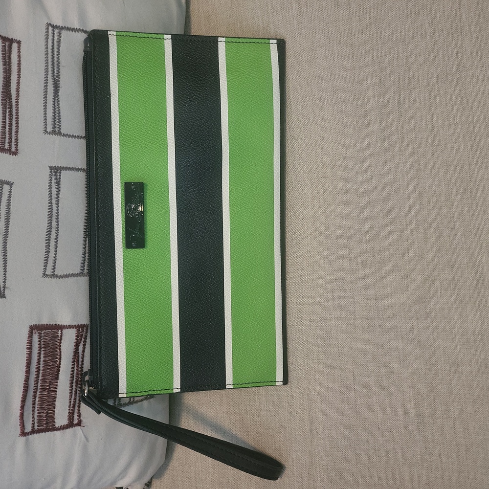 Nwot! VERA BRADLEY WRISTLET